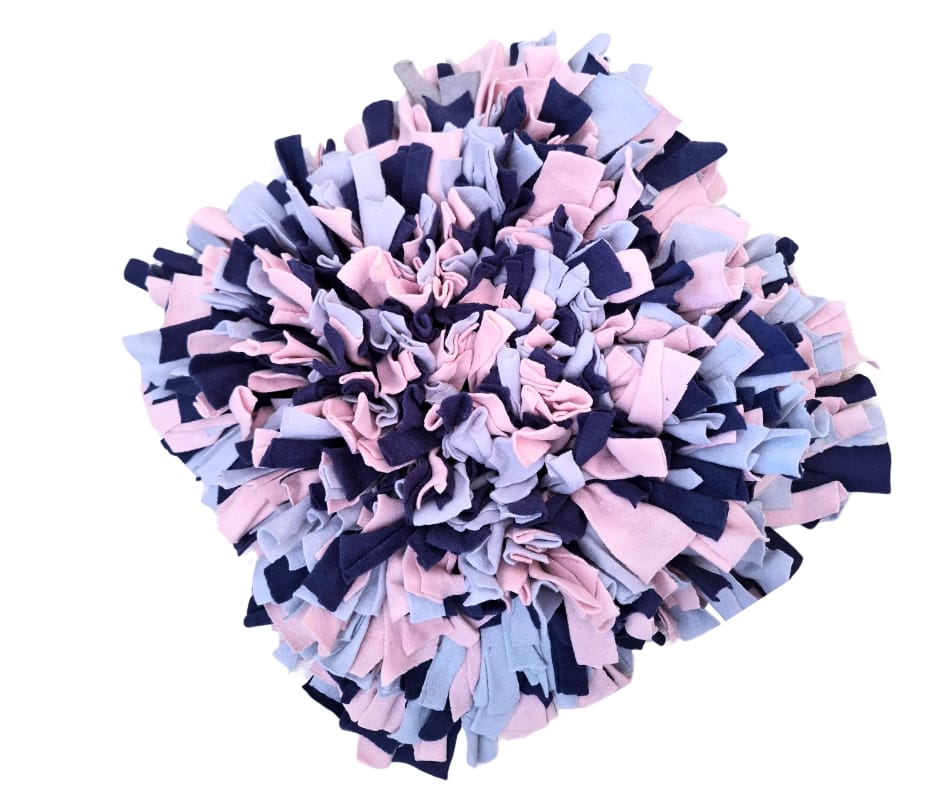 Schnüffelteppich / Blau, Rosa und Grau